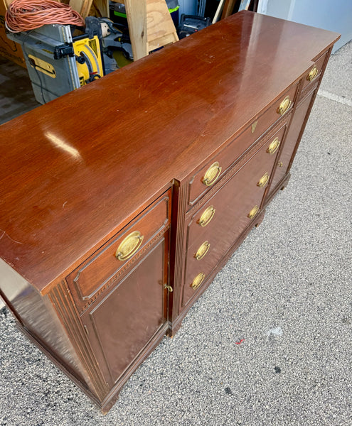 Duncan Phyfe Traditional Style Sideboard Buffett Available For Custom Lacquer - Hibiscus House