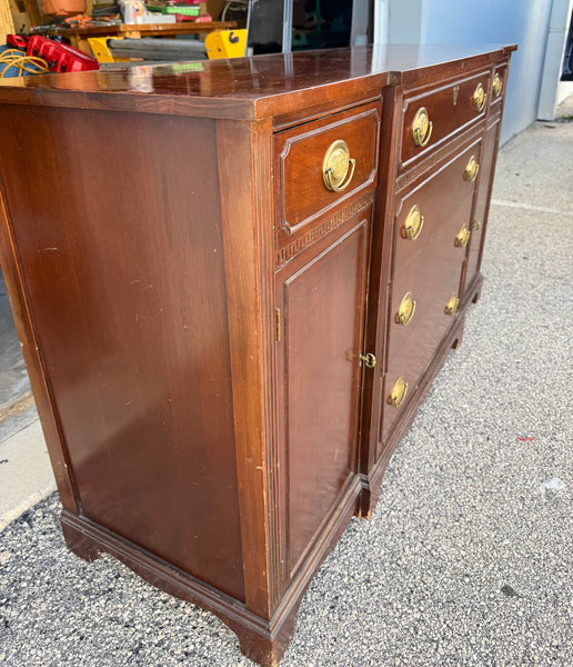 Duncan Phyfe Traditional Style Sideboard Buffett Available For Custom Lacquer - Hibiscus House