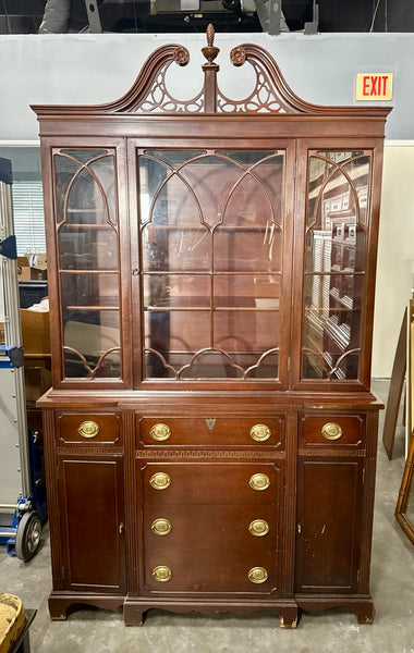 Duncan Phyfe Traditional Style China Cabinet Available For Custom Lacquer! - Hibiscus House