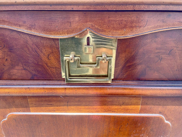 Stunning Vintage Henredon Folio Collection Buffet Credenza Available for Custom Lacquer! - Hibiscus House