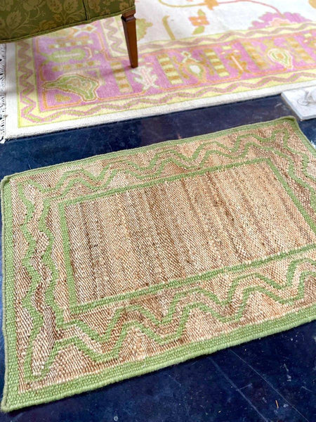 Jute and Wool Scallop Design Rug in Green Available and Ready to Ship! - Hibiscus House