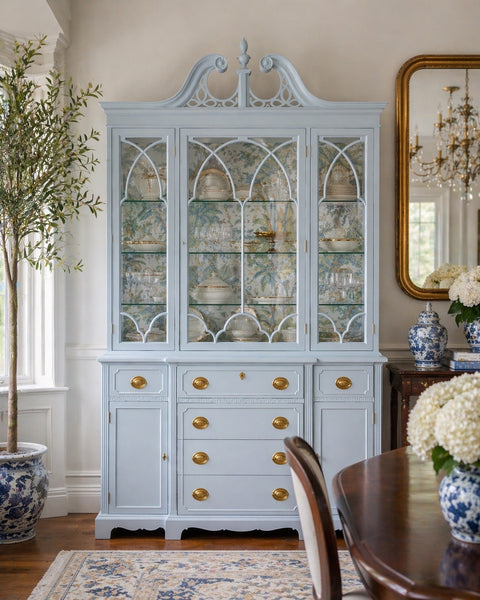 Duncan Phyfe Traditional Style China Cabinet Available For Custom Lacquer! - Hibiscus House