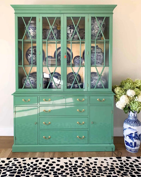 Duncan Phyfe Traditional Style China Cabinet Available For Custom Lacquer! - Hibiscus House