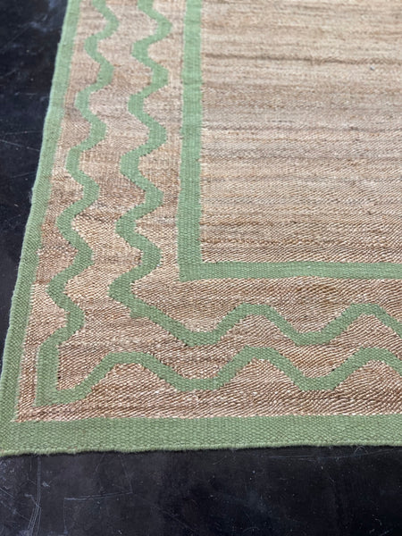 9' x 12' Green Jute and Wool Scallop Design Rug by English Village Lane - Hibiscus House