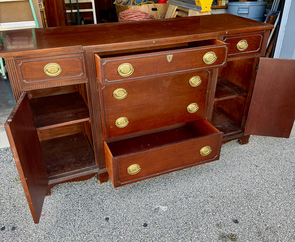 Duncan Phyfe Traditional Style Sideboard Buffett Available For Custom Lacquer - Hibiscus House