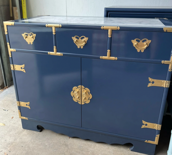 Vintage Tansu Chinoiserie Style Nightstand Pair Available for Custom Lacquer