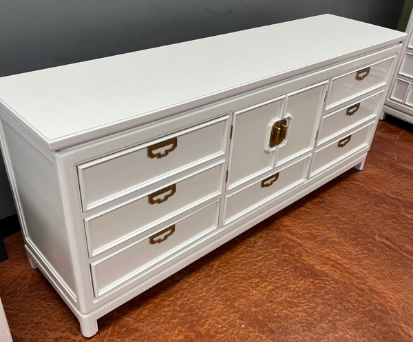 Vintage Thomasville Mystique Collection Chinoiserie Style Nightstands Pair Available for Custom Lacquer! - Hibiscus House