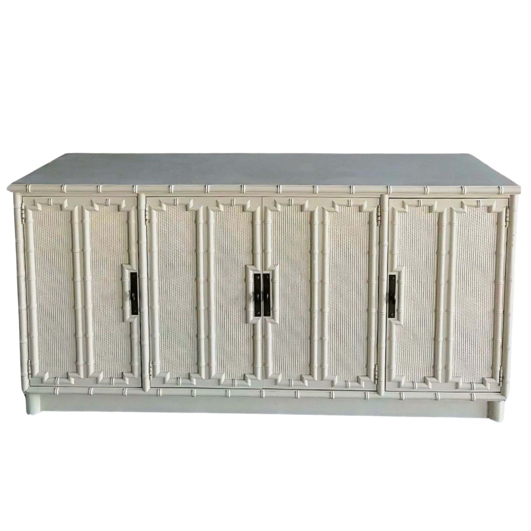 Dressers & Credenzas – Tagged 
