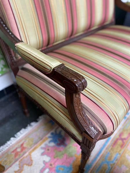 Vintage Louis XVI-Style Chippendale Hand- carved Bench Settee Ready to Ship