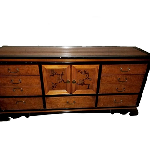 Vintage Bassett Chinoiserie Credenza Available for Custom Lacquer